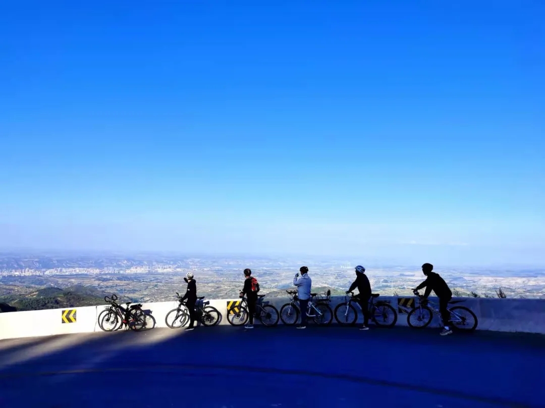 重整行装再出发——bevictor伟德召开改革重组动员会议(图13) 重整行装再出发——bevictor伟德召开改革重组动员会议(图13)