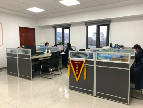 文明创建我先行——bevictor伟德积极组织参加全市志愿服务集中示范活动(图5)