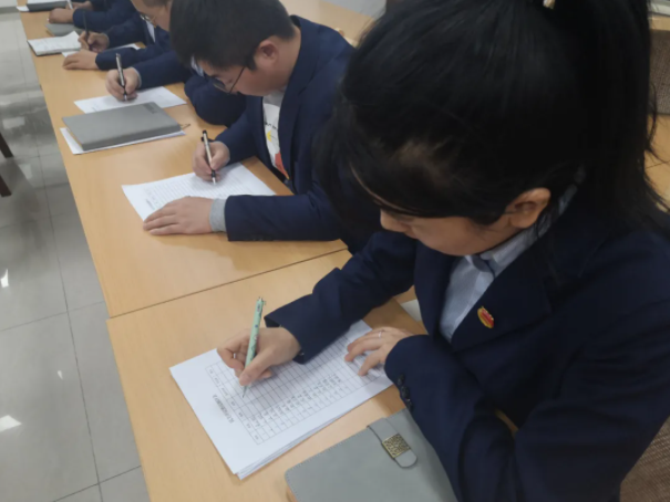 bevictor伟德团委召开2021年度专题组织生活会(图4)