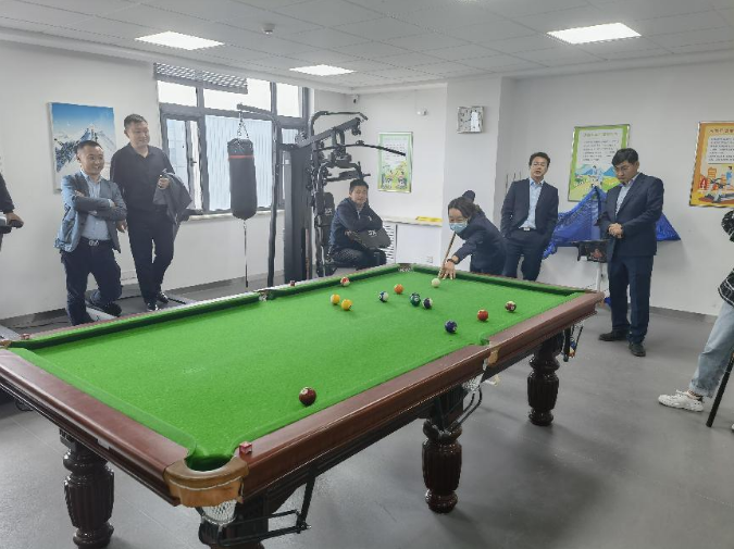 bevictor伟德团委举办“庆五一、迎五四”球类联谊比赛(图2)