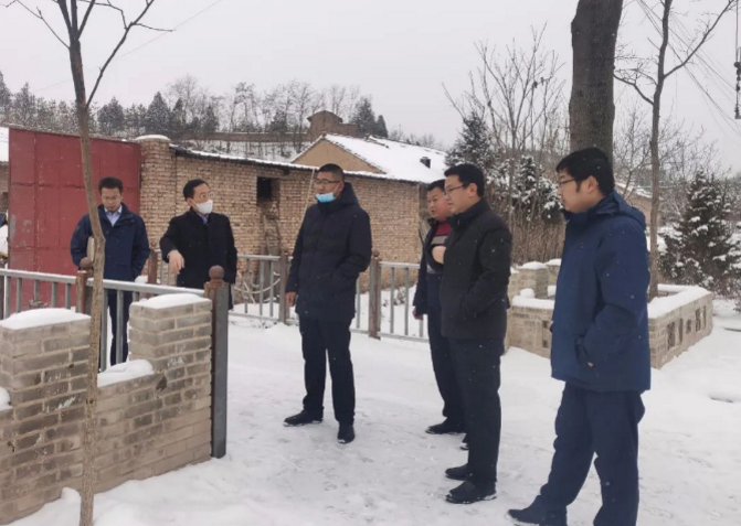 筑起安全墙 照亮乡村路——bevictor伟德鼎力支持包抓共建村社文明创建工作(图6)