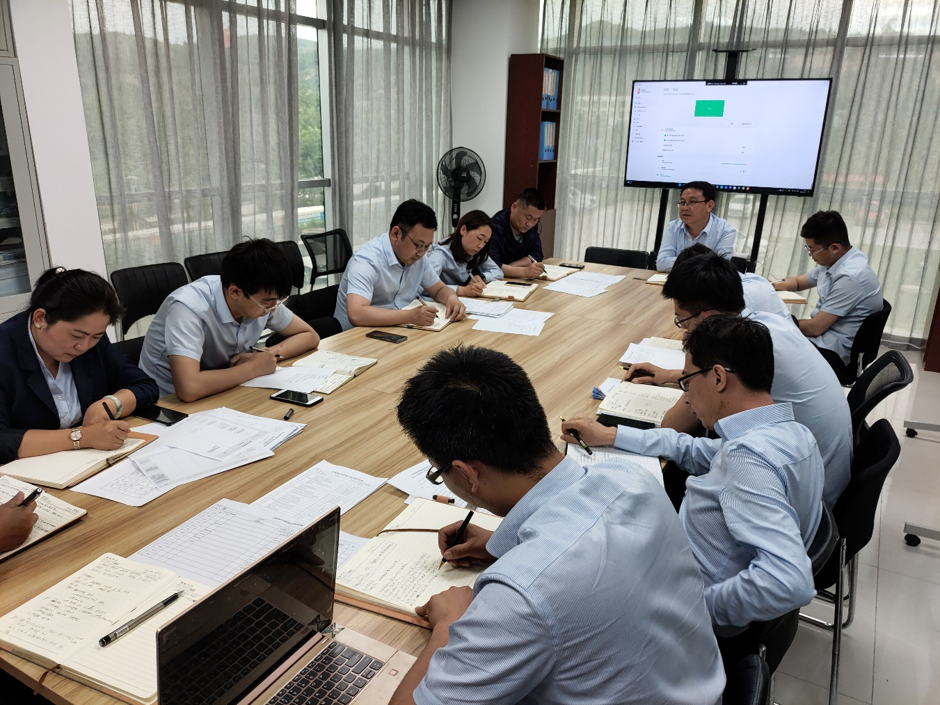 bevictor伟德平煤机公司开展作风集中整顿月活动第二期工作总结(图1)