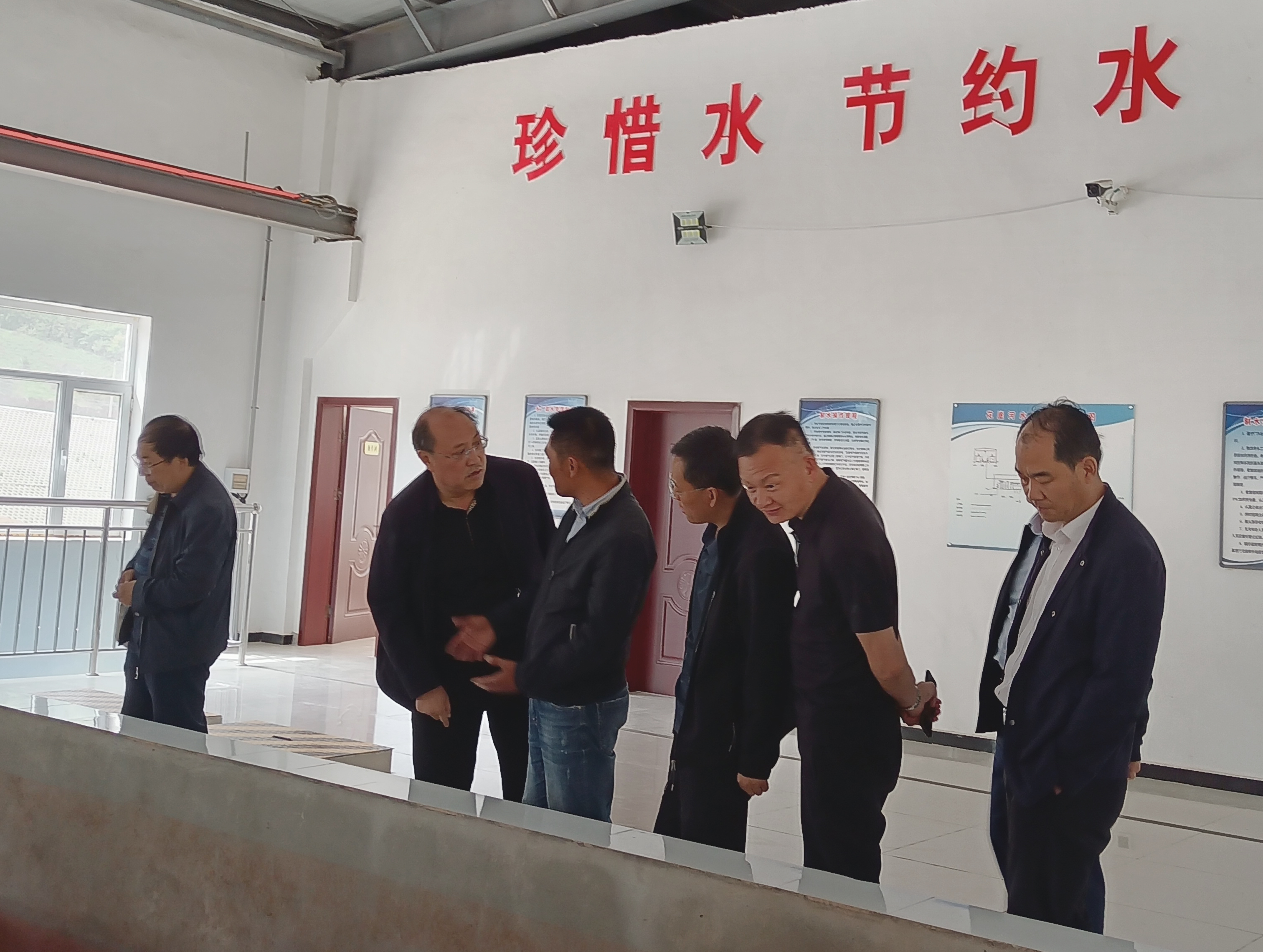 bevictor伟德赴甘肃水建公司开展全面调研(图3)