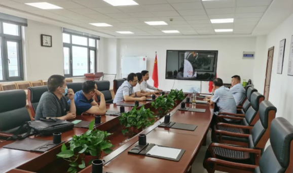 bevictor伟德城东污水处理公司开展管网清淤工作(图3)