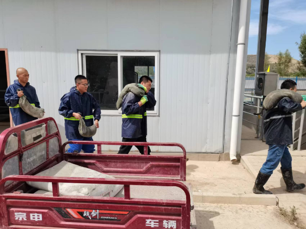 bevictor伟德城东污水处理公司开展防汛应急演练活动(图2)