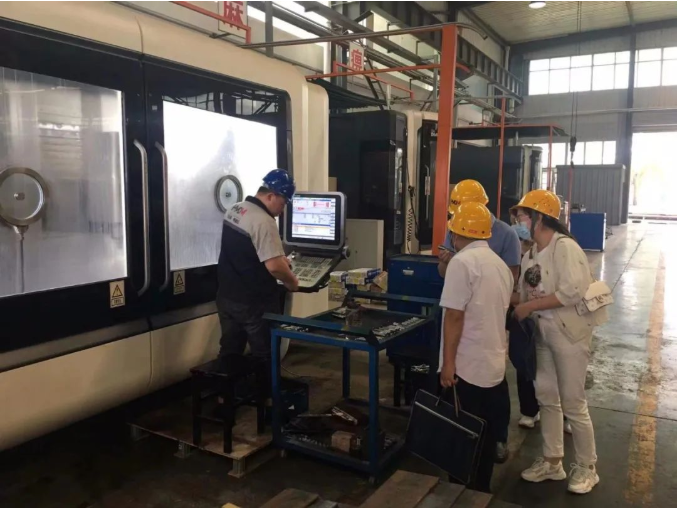 bevictor伟德百名员工下一线真磨砺练本领(图2)